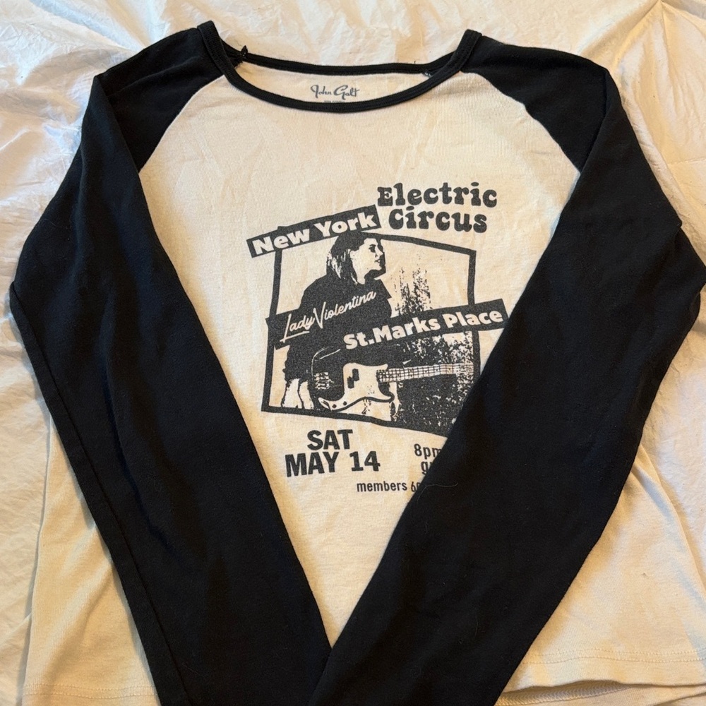 Brandy Melville Black and White Graphic Long Sleeve Shirt
